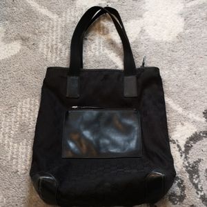 Gucci Authentic Shoulder Bag